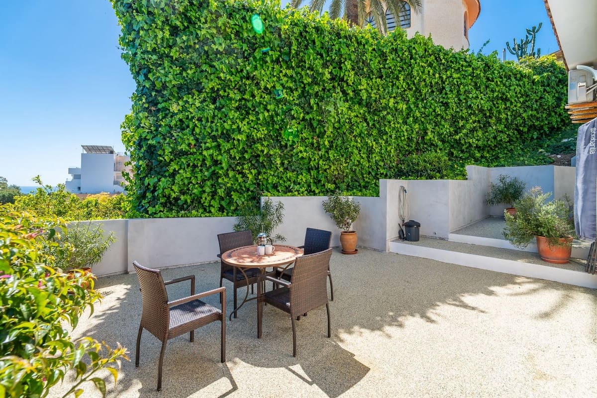 3 makuuhuone Huvila myytävänä paikassa Fuengirola mukana uima-altaan 
autotalli - 1 150 000 € (Ref: 9740197)