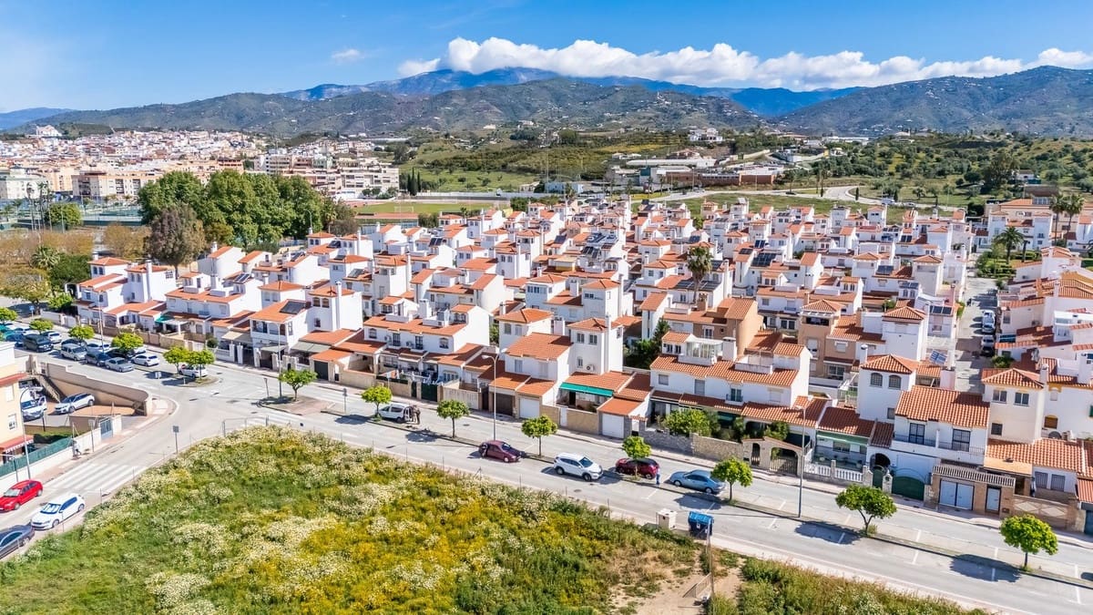 Building Plot for sale in Velez-Malaga - € 650,000 (Ref: 9764881)