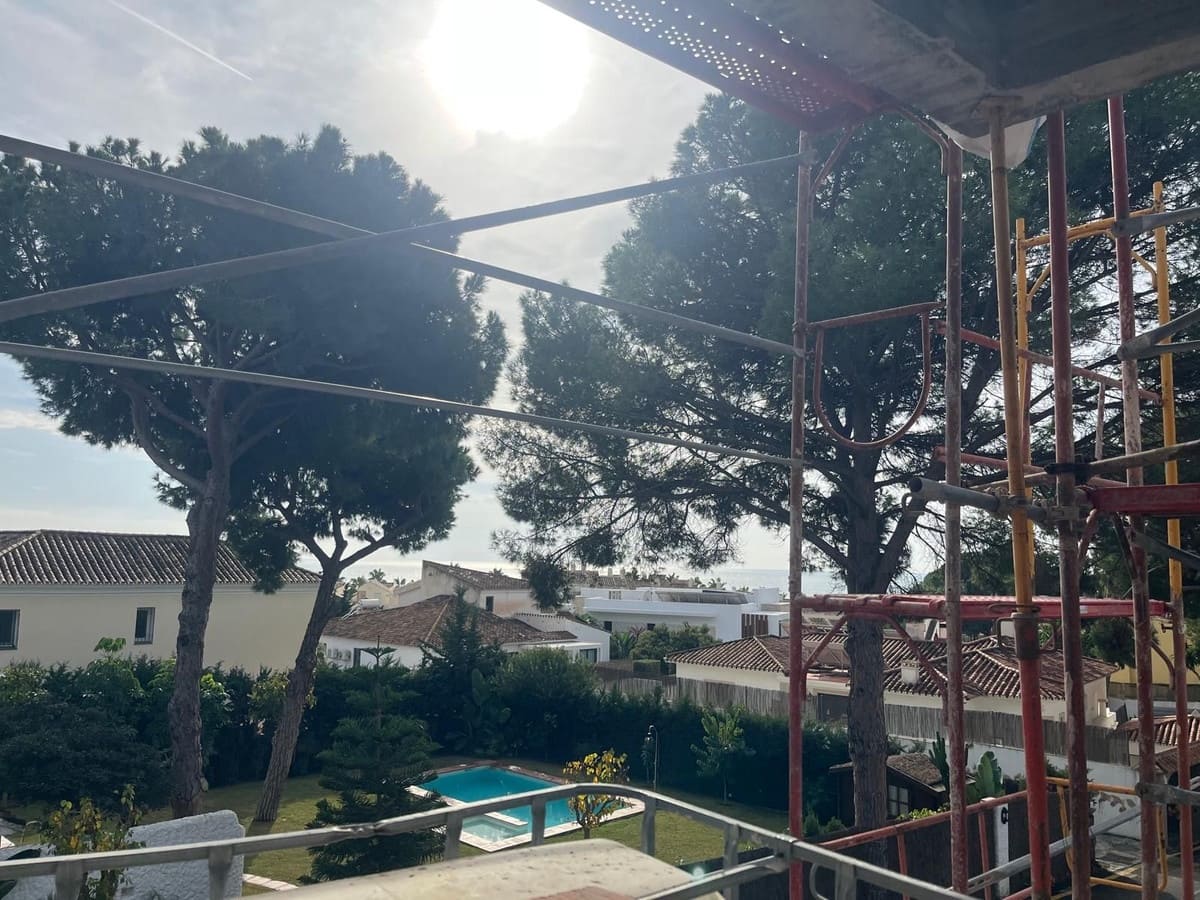 4 soverom Villa til salgs i Marbella med svømmebasseng garasje - € 2 499 000 (Ref: 9769949)