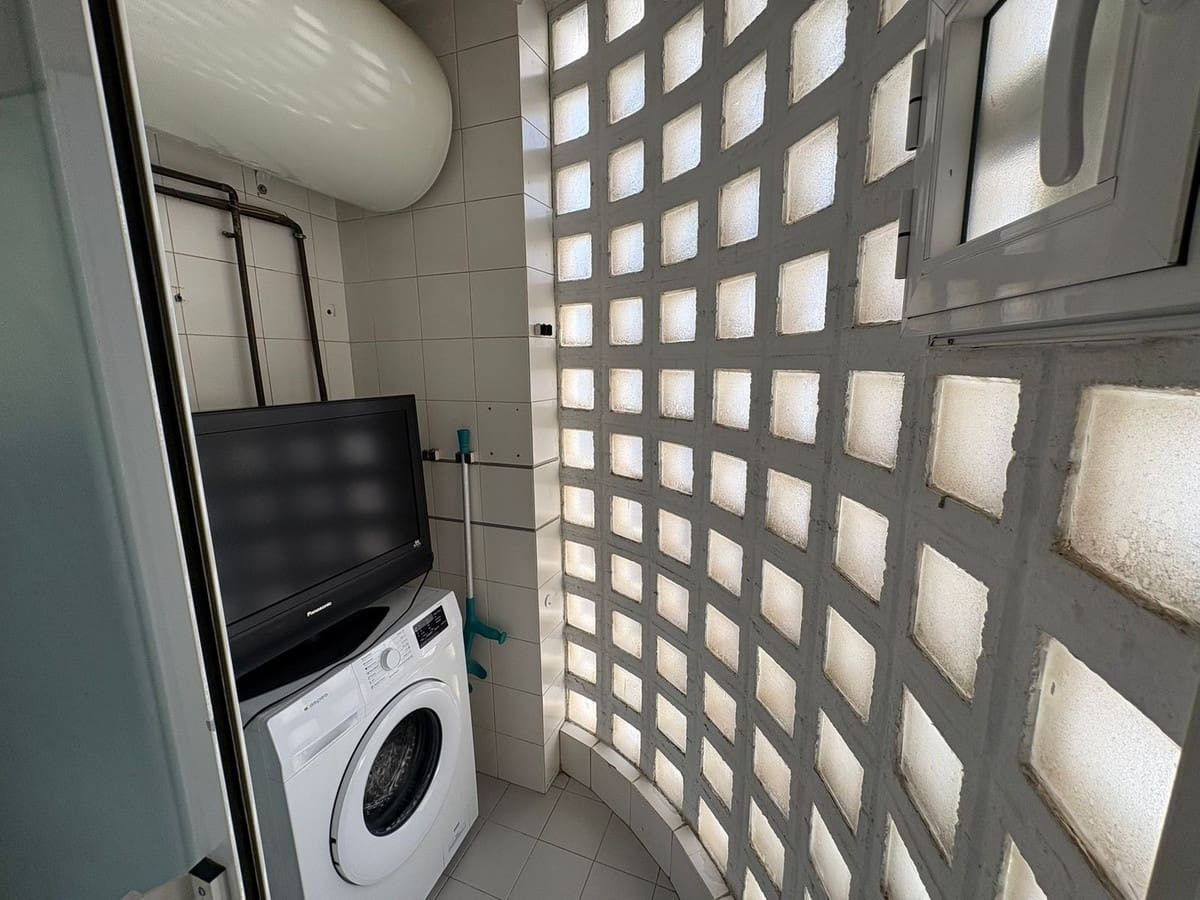 2 soveværelse Lejlighed til salg i Mijas Costa med garage - € 390.000 (Ref: 9770199)