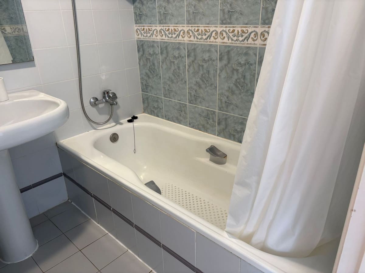 2 soveværelse Lejlighed til salg i Mijas Costa med garage - € 390.000 (Ref: 9770199)