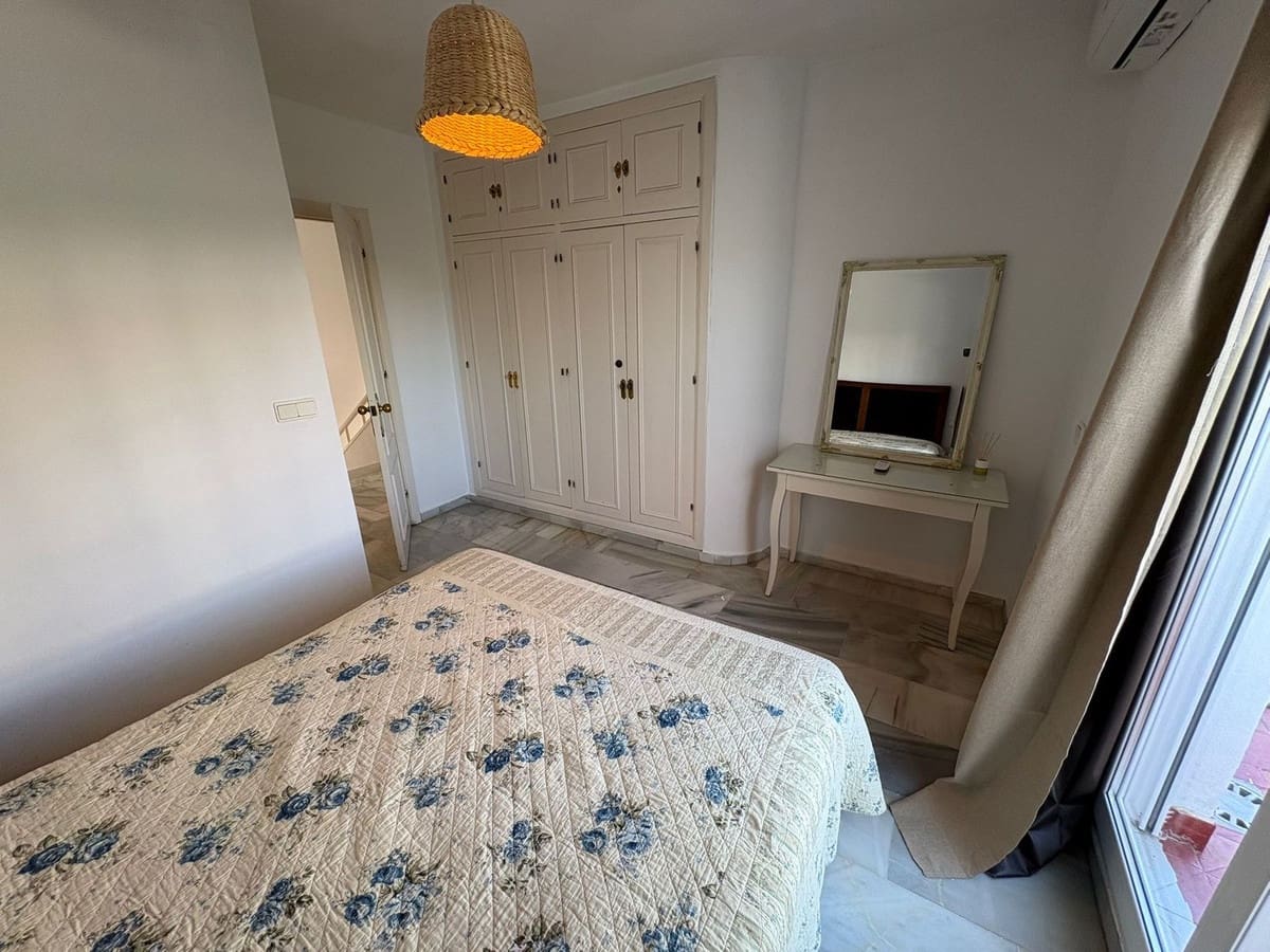 2 soveværelse Lejlighed til salg i Mijas Costa med garage - € 390.000 (Ref: 9770199)