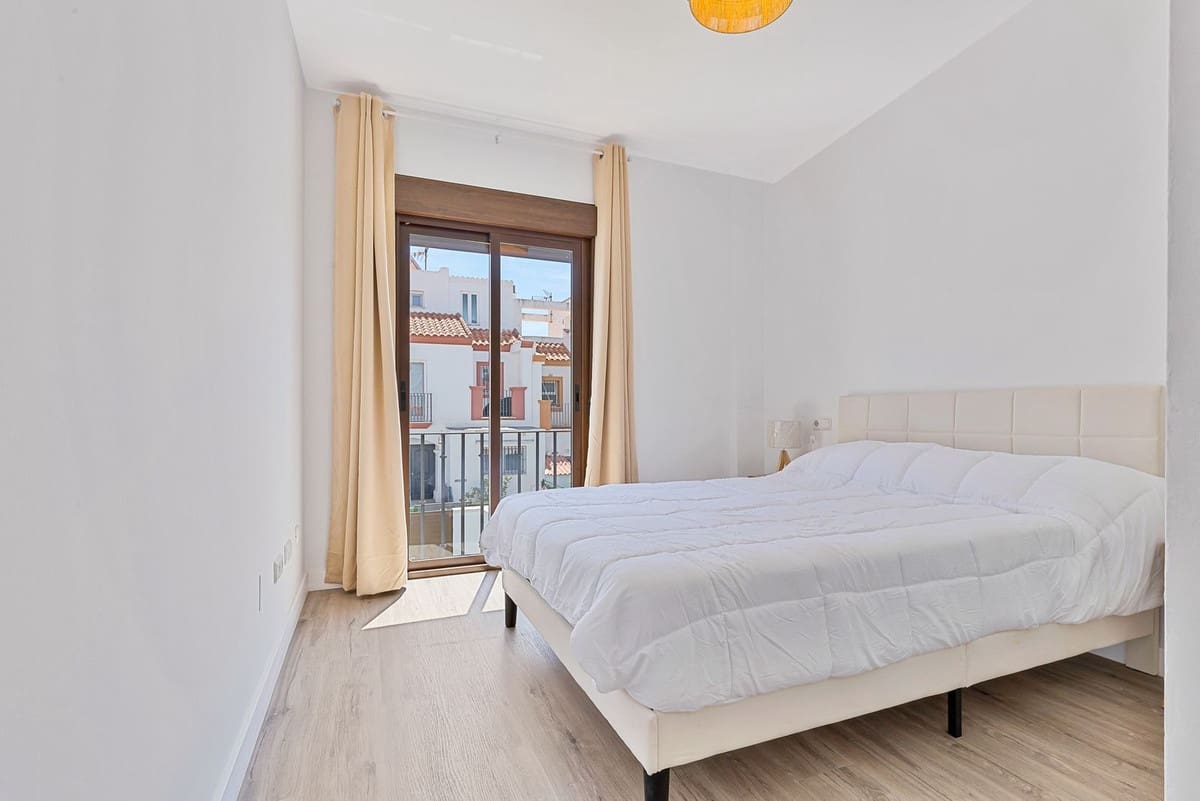 5 chambre Maison de Ville à vendre à Bahia de Casares - 685 000 € (Ref: 9838674)