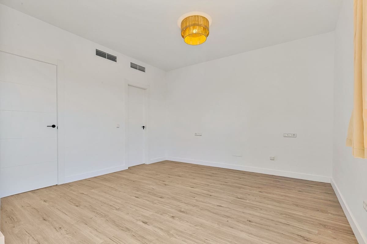 5 sypialnia Dom na sprzedaż w Bahia de Casares - 675 000 € (Ref: 9838674)