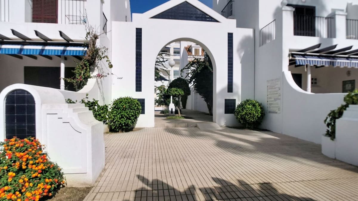 3 Zimmer Apartment zu verkaufen in Fuengirola mit Pool - 539.000 € (Ref: 9863722)