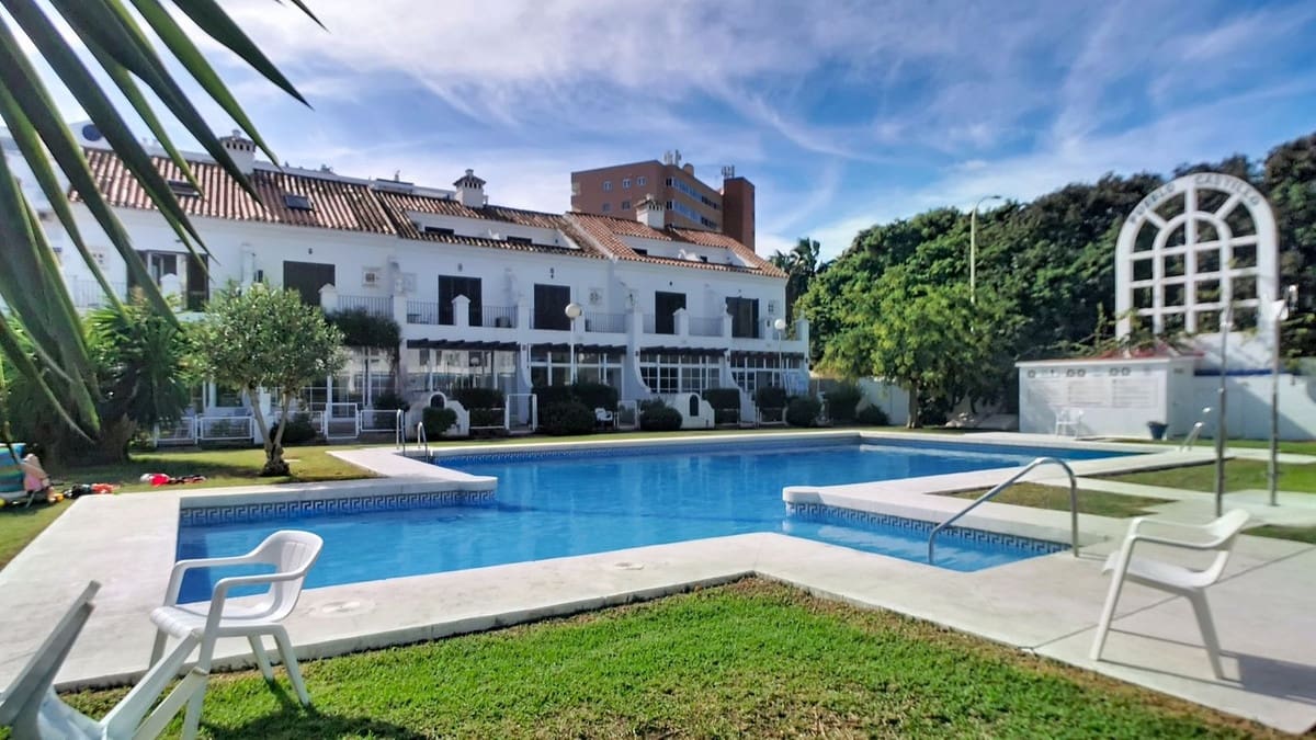 3 Zimmer Apartment zu verkaufen in Fuengirola mit Pool - 539.000 € (Ref: 9863722)