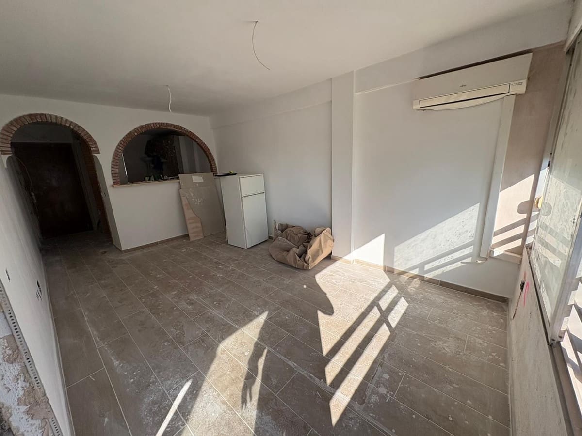1 quarto Apartamento para venda em Arroyo de la Miel com piscina garagem - 259 000 € (Ref: 9879881)