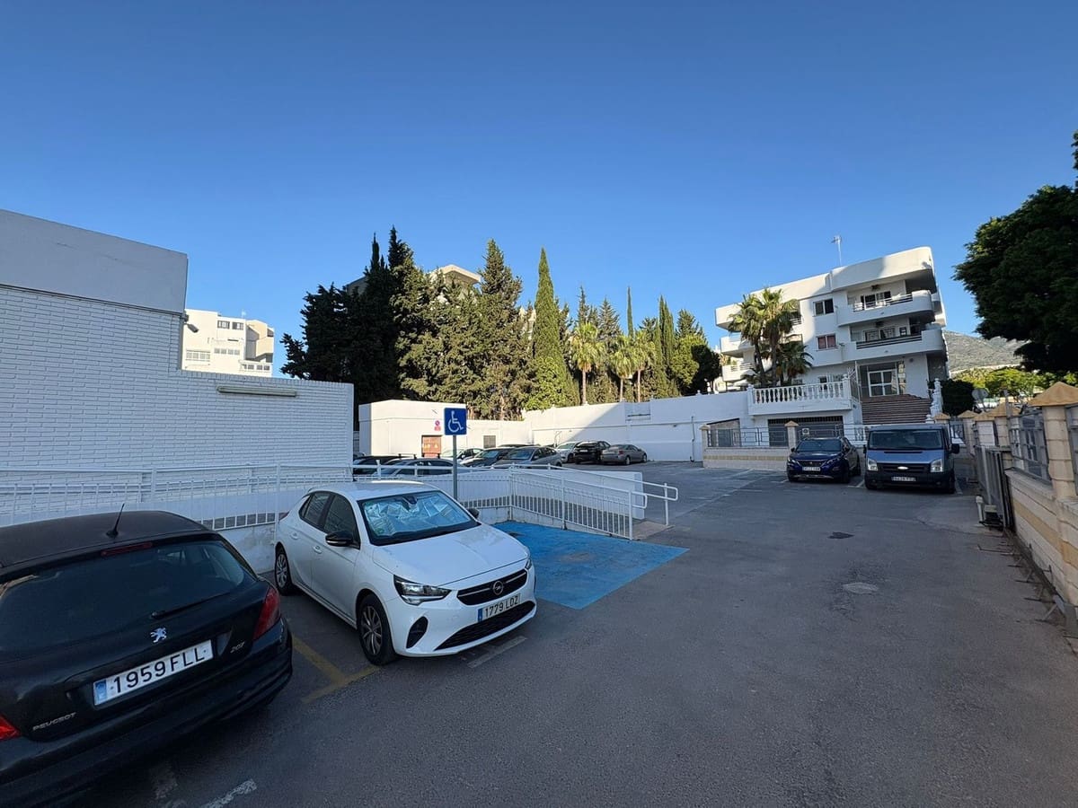 1 quarto Apartamento para venda em Arroyo de la Miel com piscina garagem - 259 000 € (Ref: 9879881)