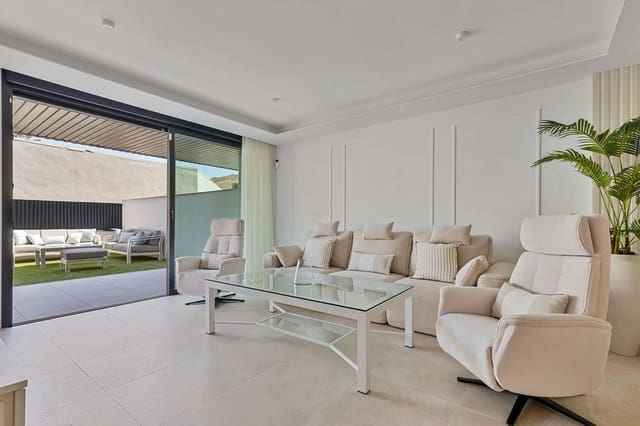 2 chambre Appartement à vendre à Fuengirola avec piscine garage - 750 000 € (Ref: 9889138)