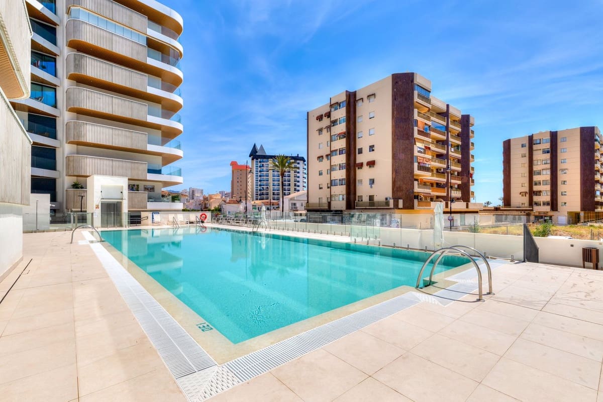 2 chambre Appartement à vendre à Fuengirola avec piscine garage - 750 000 € (Ref: 9889138)
