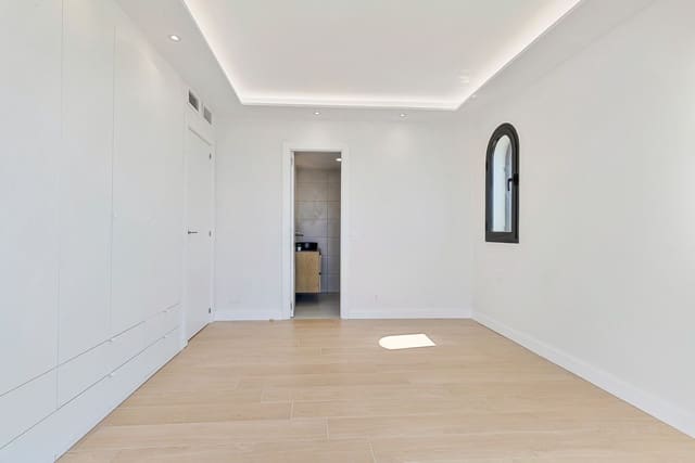 3 bedroom Penthouse for sale in Mijas Costa, Mijas with pool - € 559,000 (Ref: 9893082)