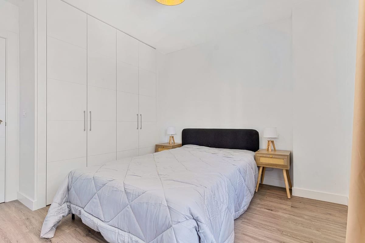3 soveværelse Lejlighed til salg i Fuengirola med swimmingpool - € 379.000 (Ref: 9908949)