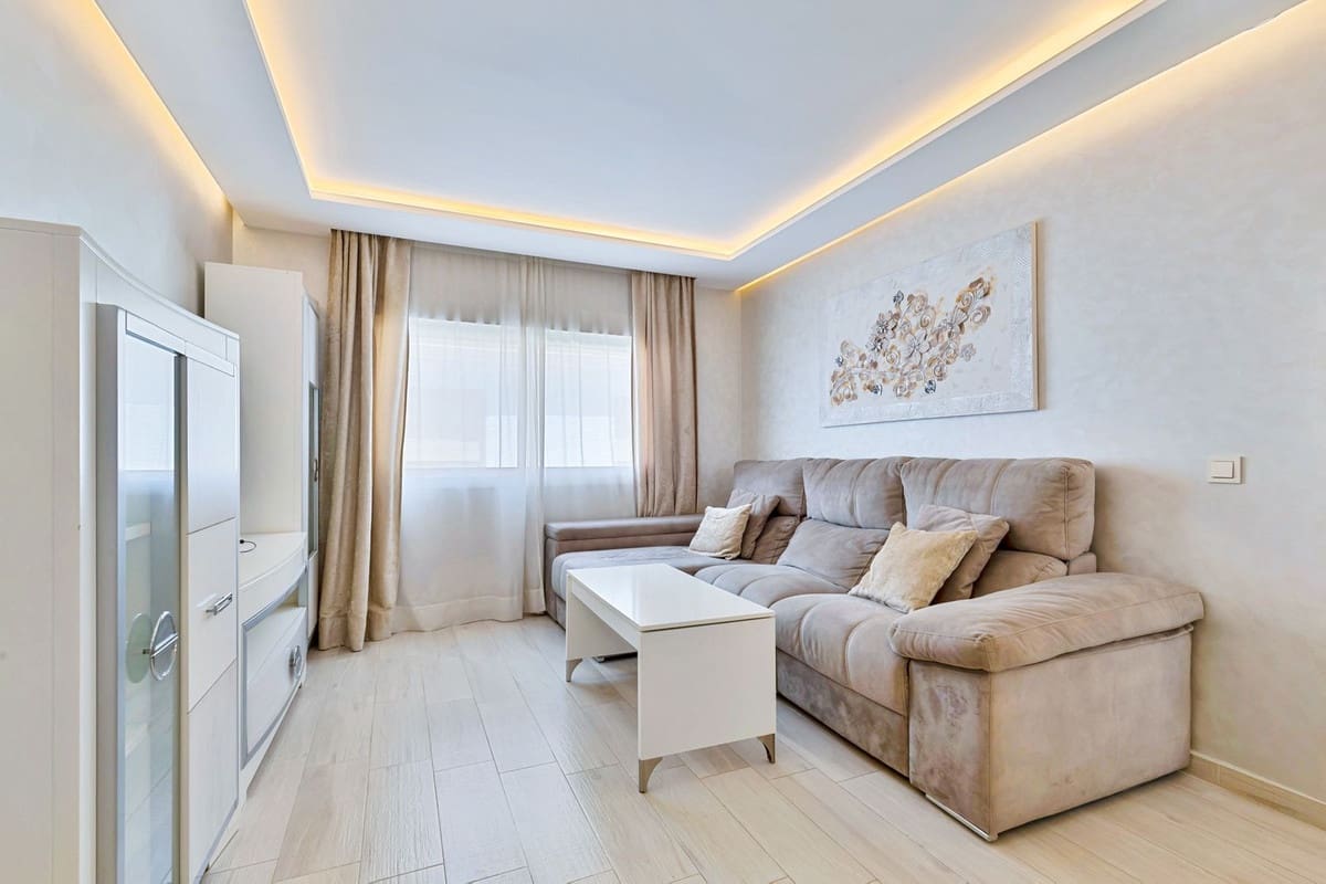 4 quarto Penthouse para venda em La Cala de Mijas - 444 500 € (Ref: 9911537)