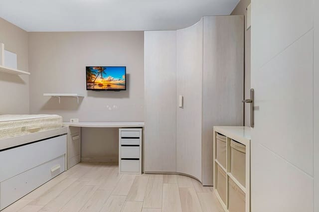 4 quarto Penthouse para venda em La Cala de Mijas, Mijas - 444 500 € (Ref: 9911537)
