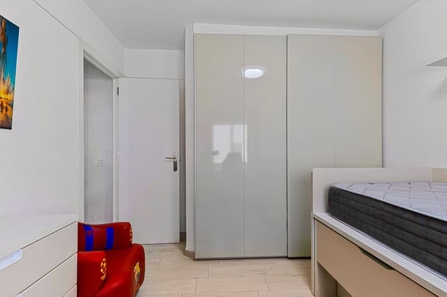 4 quarto Penthouse para venda em La Cala de Mijas, Mijas - 444 500 € (Ref: 9911537)