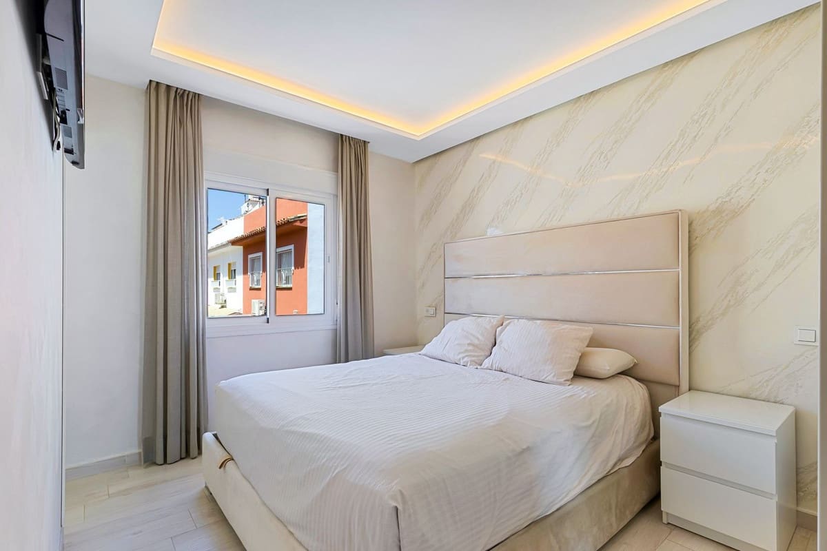 4 quarto Penthouse para venda em La Cala de Mijas - 444 500 € (Ref: 9911537)