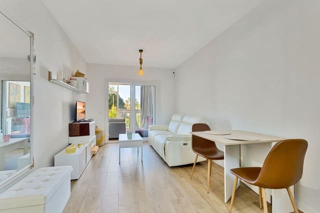 1 chambre Appartement à vendre à El Faro, Mijas avec piscine garage - 249 900 € (Ref: 9912472)