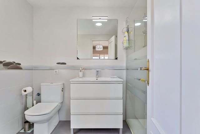 4 soveværelse Byhus til salg i Mijas med garage - € 495.000 (Ref: 9922718)
