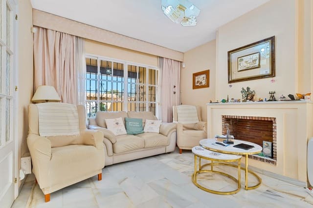 4 soveværelse Byhus til salg i Mijas med garage - € 495.000 (Ref: 9922718)