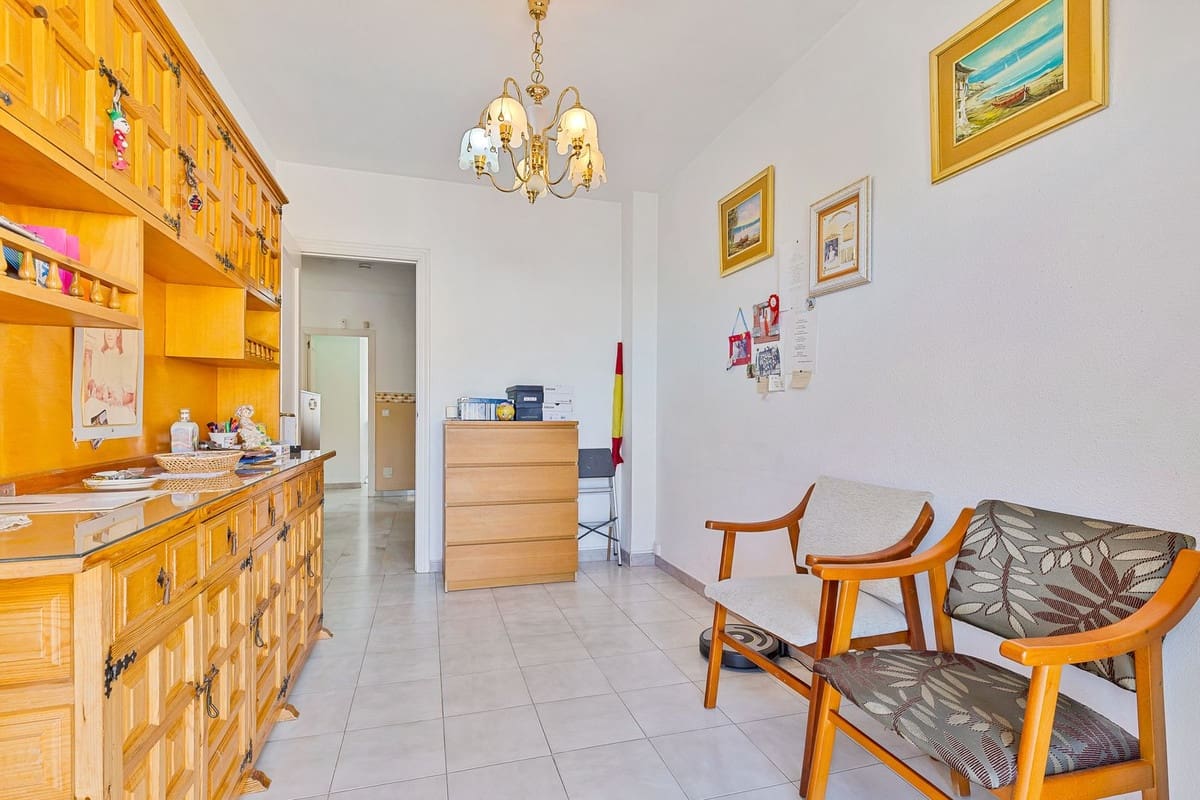 4 makuuhuone Omakotitalo myytävänä paikassa Mijas mukana 
autotalli - 495 000 € (Ref: 9922718)