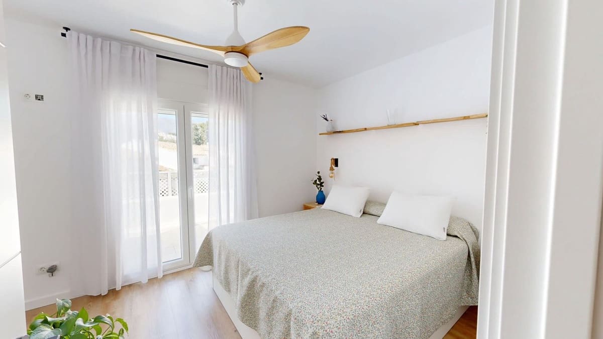 3 soverom Hus til salgs i Mijas Golf med svømmebasseng garasje - € 399 900 (Ref: 9965560)