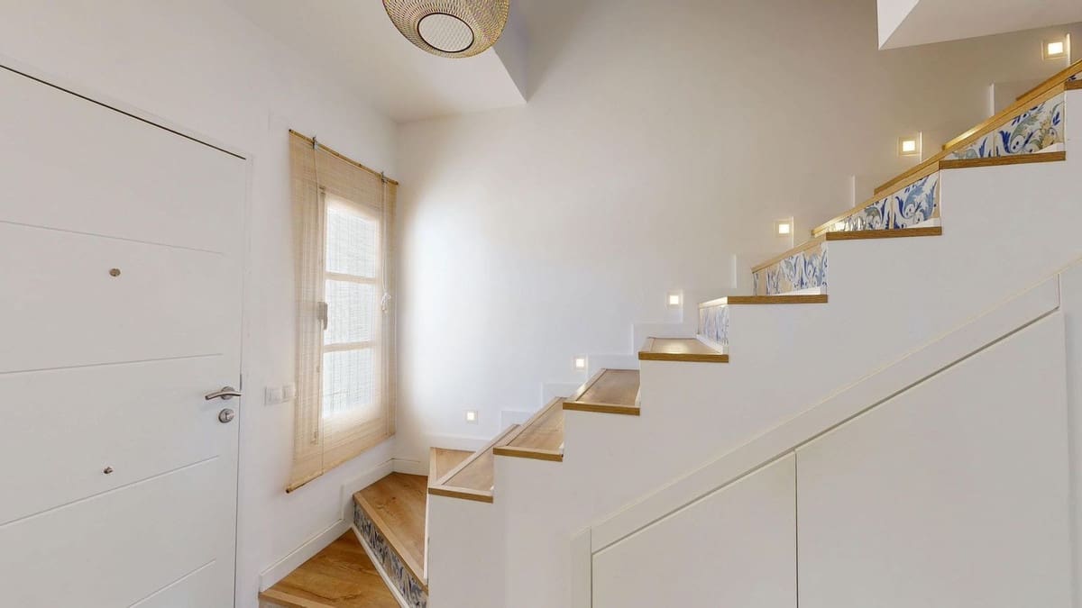 3 soverom Hus til salgs i Mijas Golf med svømmebasseng garasje - € 399 900 (Ref: 9965560)
