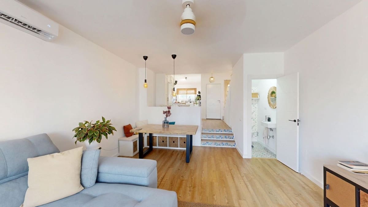 3 soverom Hus til salgs i Mijas Golf med svømmebasseng garasje - € 399 900 (Ref: 9965560)