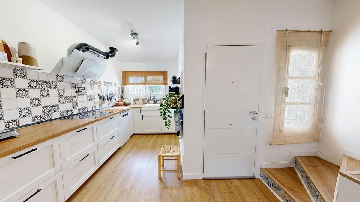 3 soverom Hus til salgs i Mijas Golf med svømmebasseng garasje - € 399 900 (Ref: 9965560)