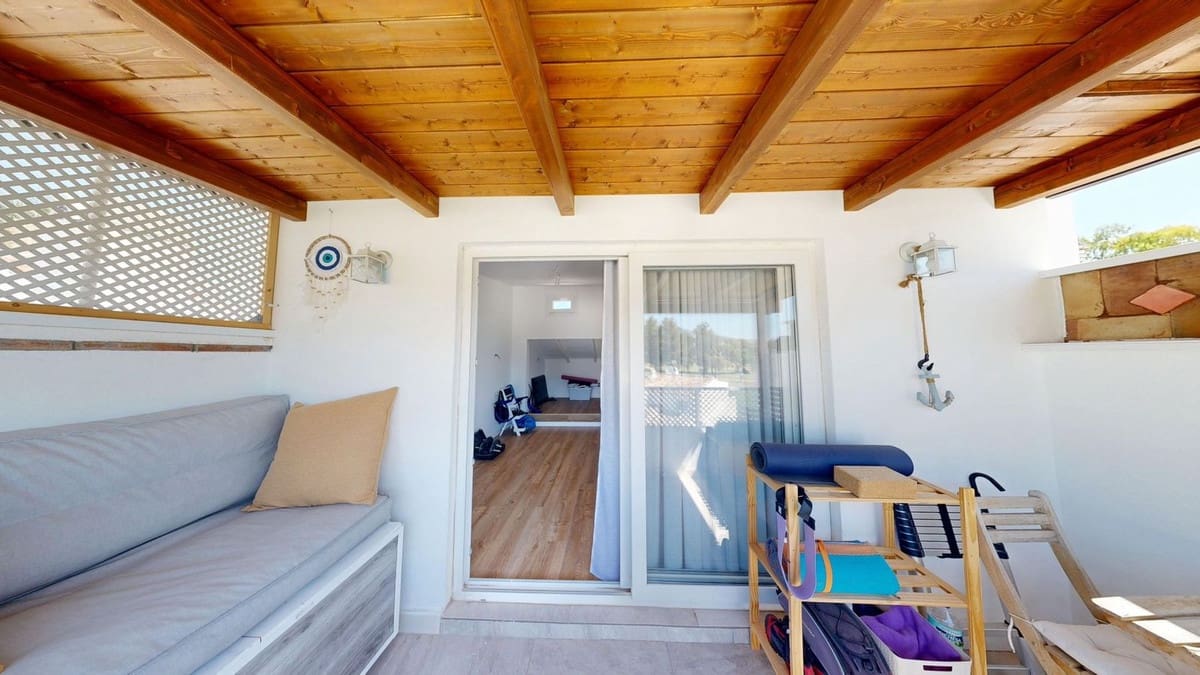 3 soverom Hus til salgs i Mijas Golf med svømmebasseng garasje - € 399 900 (Ref: 9965560)