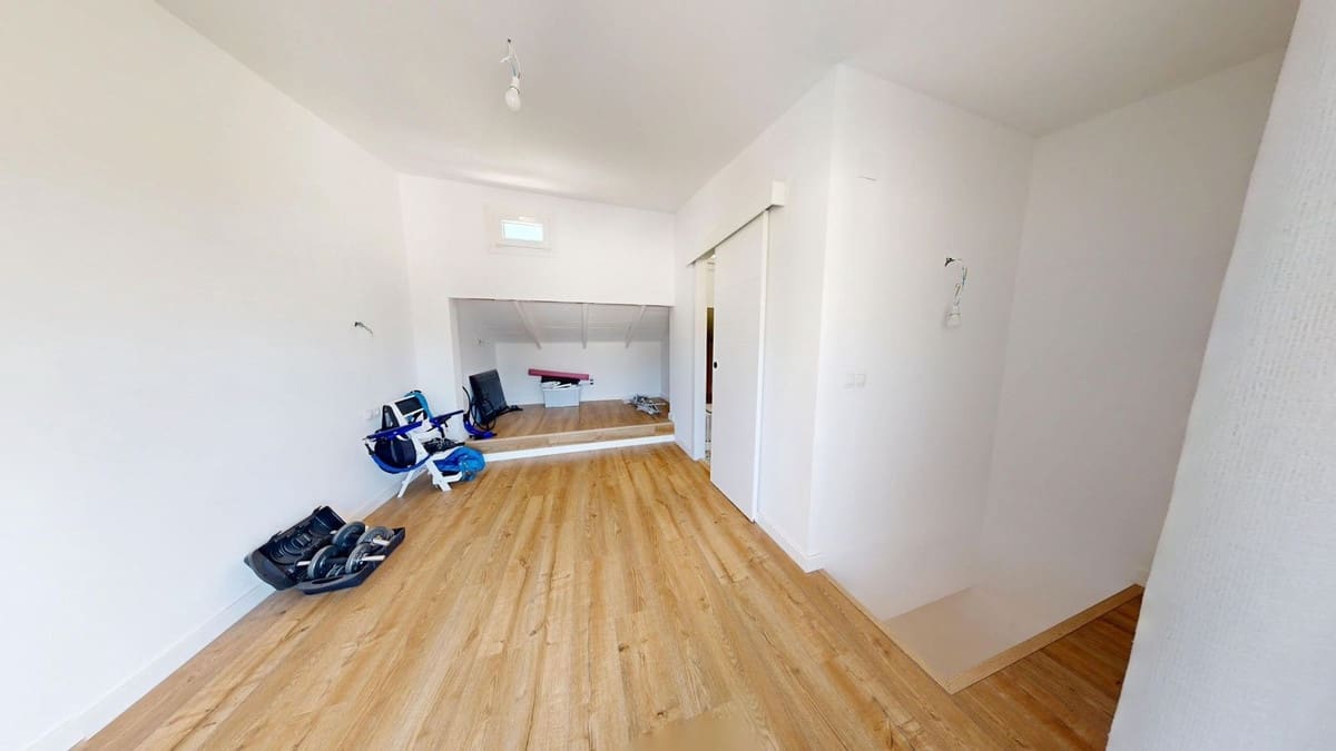 3 soverom Hus til salgs i Mijas Golf med svømmebasseng garasje - € 399 900 (Ref: 9965560)