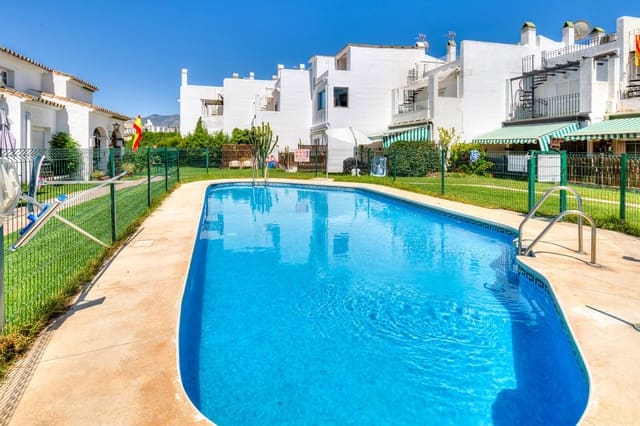 3 sypialnia Dom na sprzedaż w Mijas Golf, Mijas z basenem garażem - 399 900 € (Ref: 9965560)