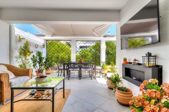 Apartamento de 1 habitación en La Cala de Mijas, Mijas en venta con piscina garaje - 297.000 € (Ref: 9969021)