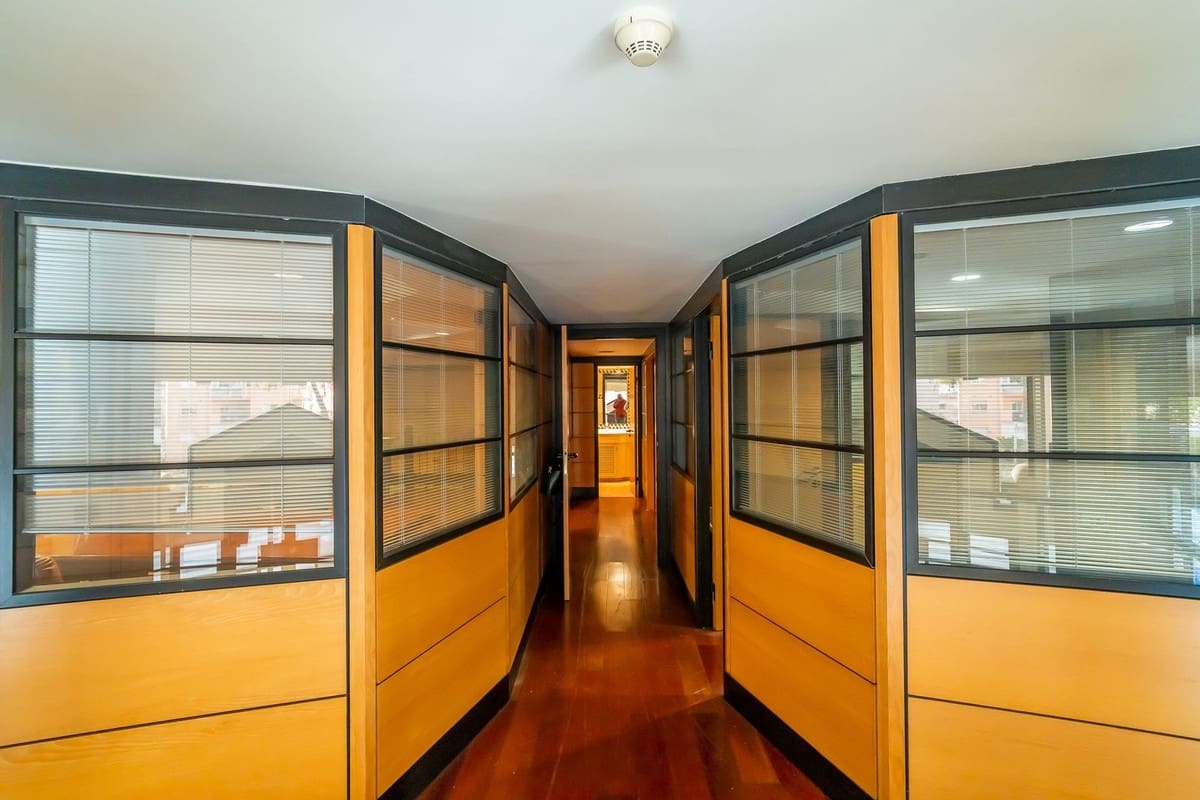 9 chambre Local Commercial à vendre à Marbella - 1 650 000 € (Ref: 9999395)