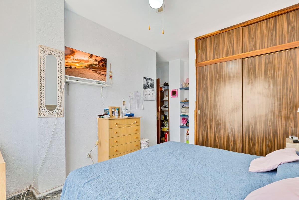 4 soveværelse Penthouse til salg i Malaga by - € 684.000 (Ref: 9999396)