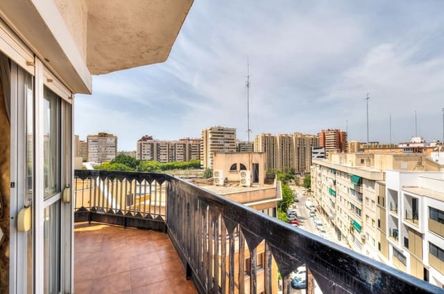 4 bedroom Penthouse for sale in Centro, Málaga city - € 684,000 (Ref: 9999396)