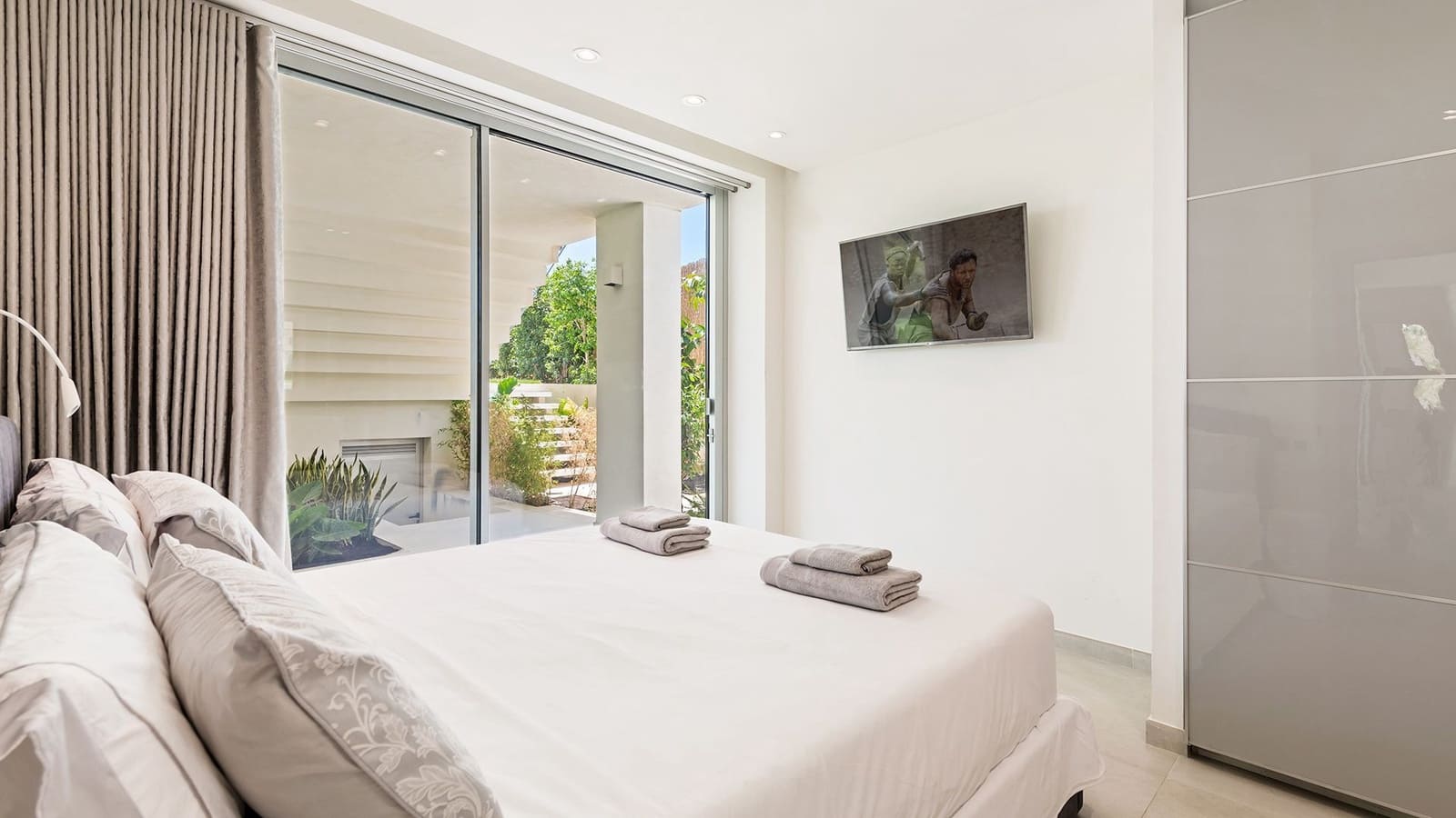 Chalet de 5 habitaciones en La Cala de Mijas en venta con piscina - 7.500.000 € (Ref: 10185356)