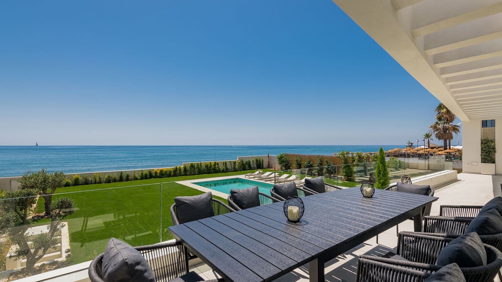 Chalet de 5 habitaciones en La Cala de Mijas en venta con piscina - 7.500.000 € (Ref: 10185356)