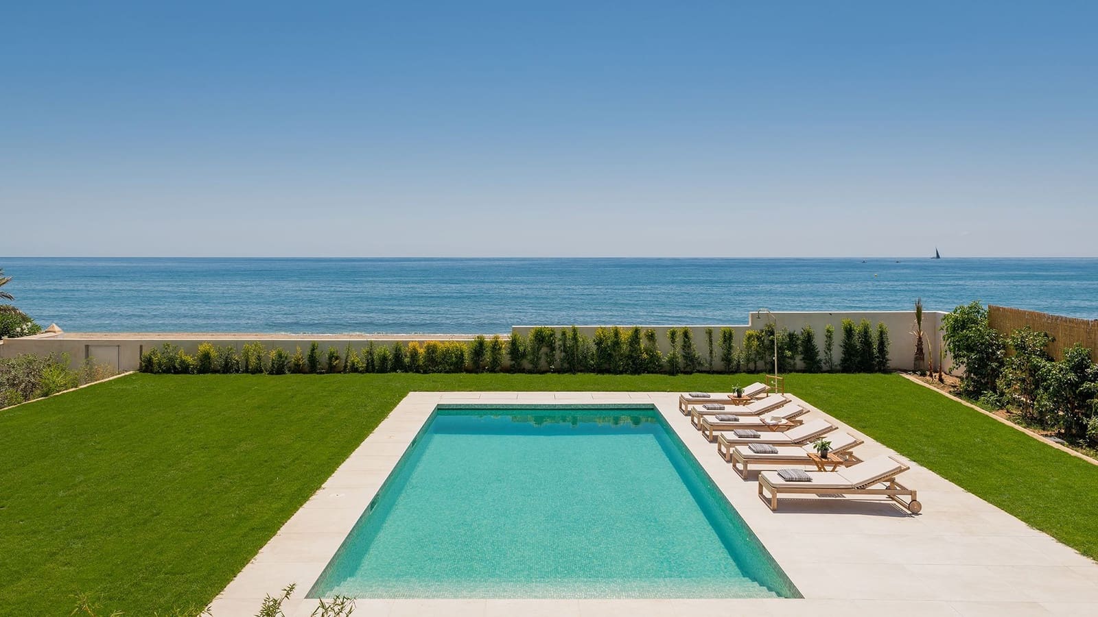 Chalet de 5 habitaciones en La Cala de Mijas en venta con piscina - 7.500.000 € (Ref: 10185356)