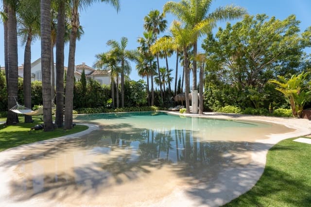 6 bedroom Villa for sale in Aloha Golf, Marbella with pool garage - € 9,490,000 (Ref: 10185357)