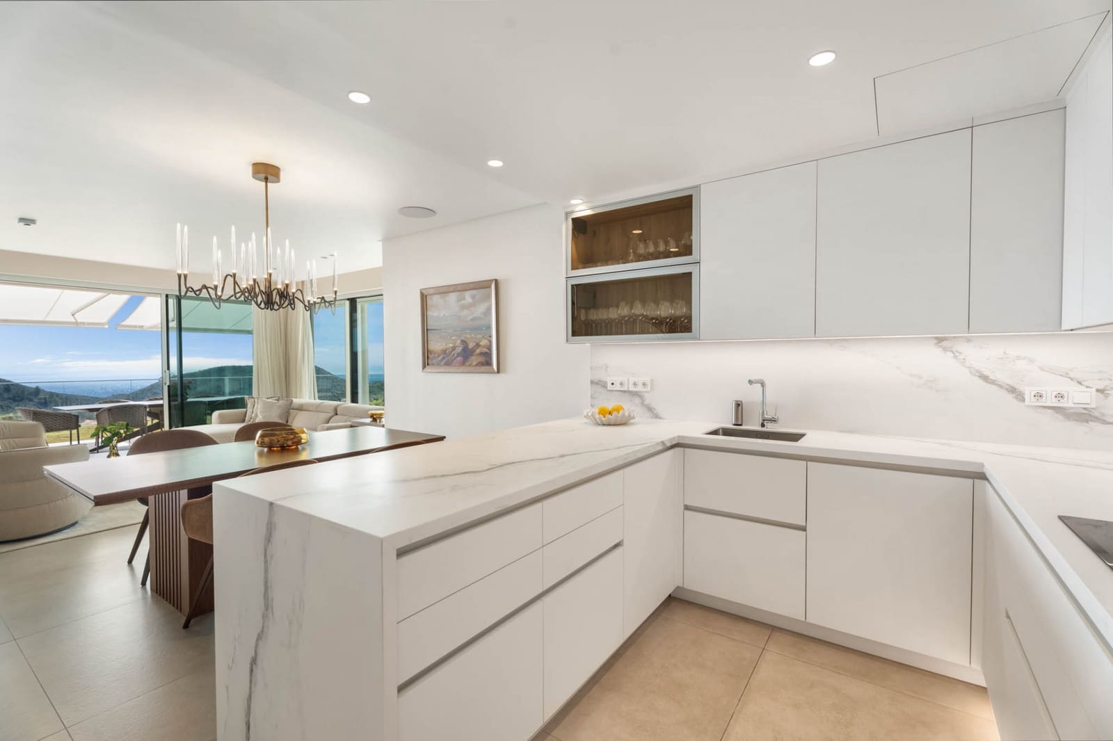 3 bedroom Apartment for sale in Ojen with pool garage - € 1,595,000 (Ref: 10185361)