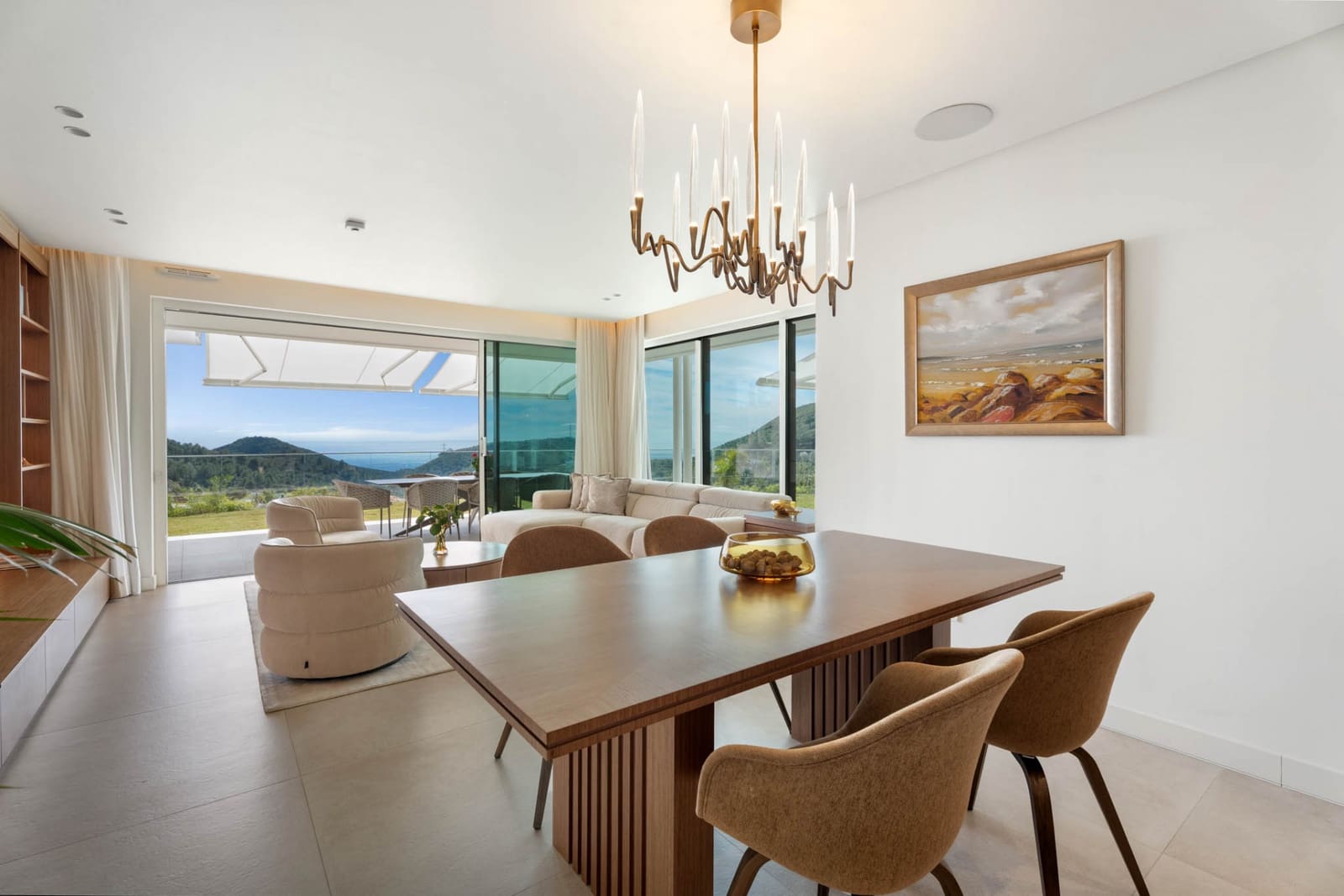3 bedroom Apartment for sale in Ojen with pool garage - € 1,595,000 (Ref: 10185361)