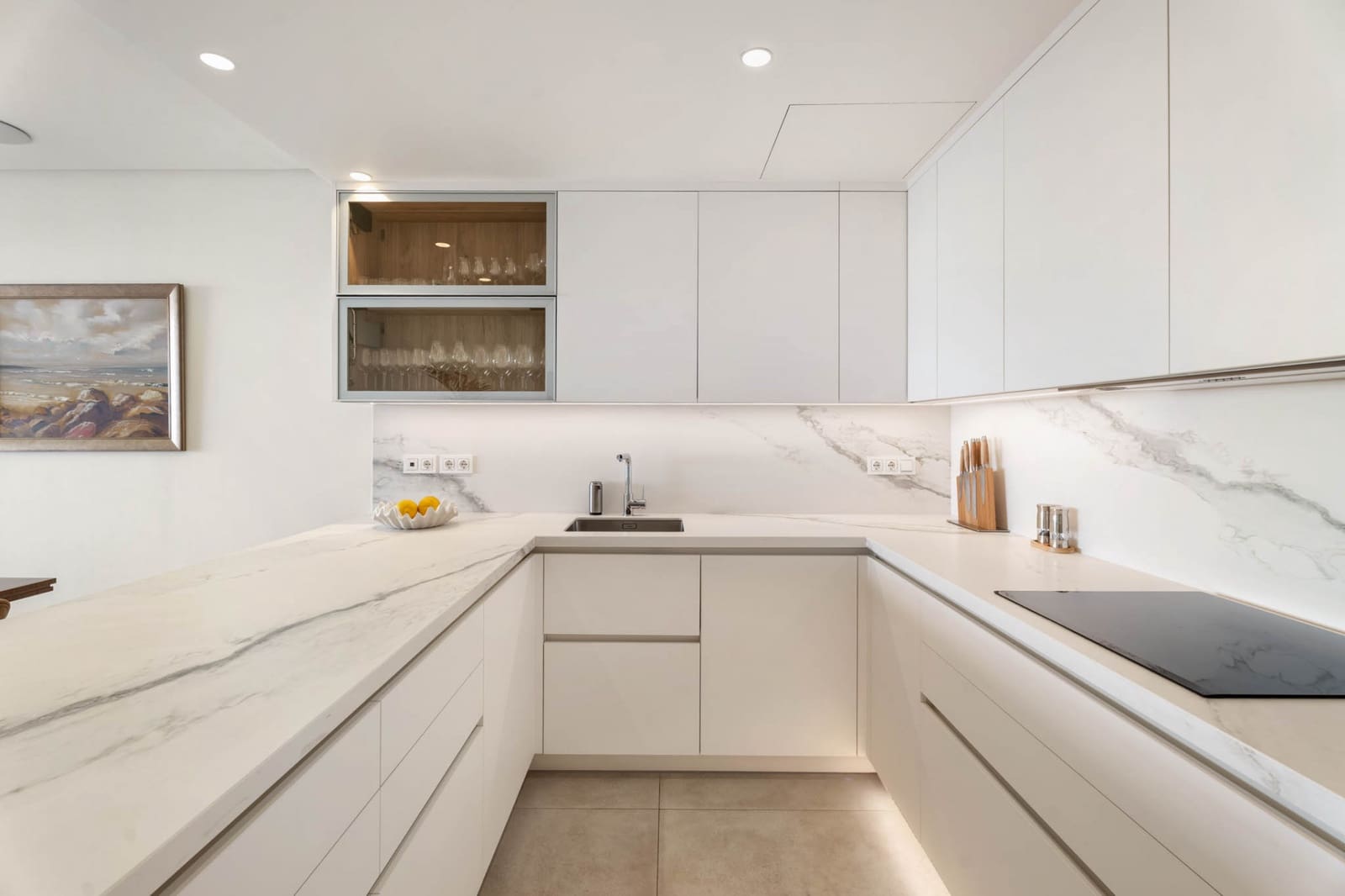 3 bedroom Apartment for sale in Ojen with pool garage - € 1,595,000 (Ref: 10185361)