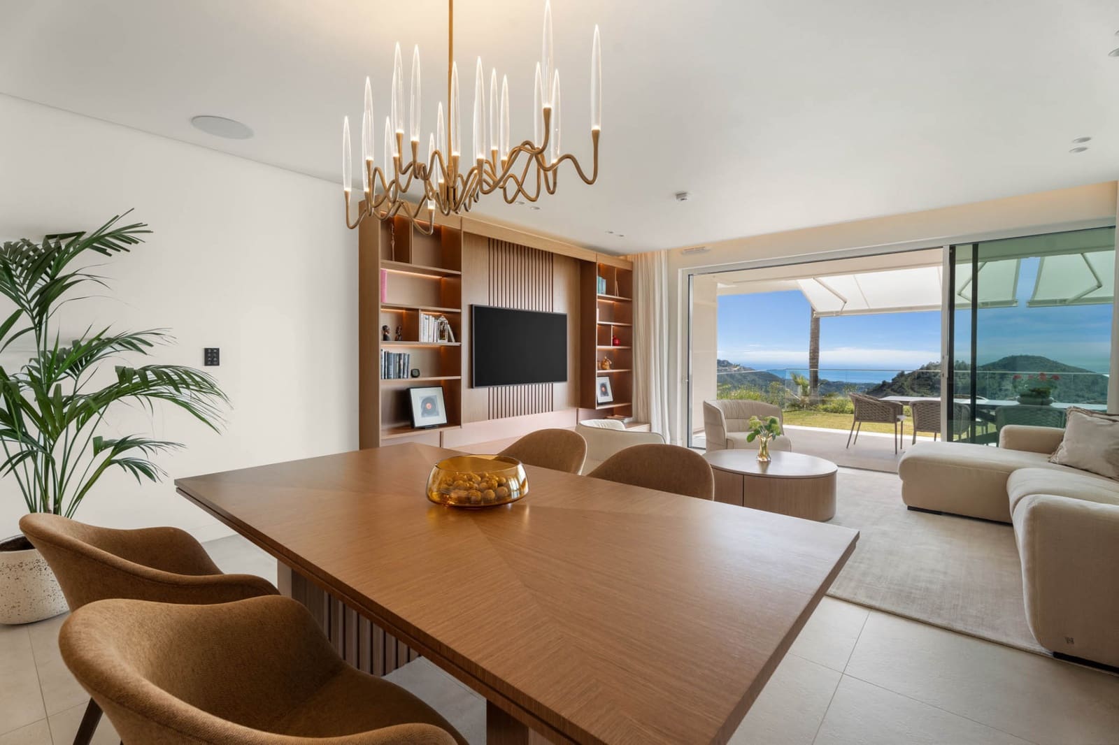 3 bedroom Apartment for sale in Ojen with pool garage - € 1,595,000 (Ref: 10185361)