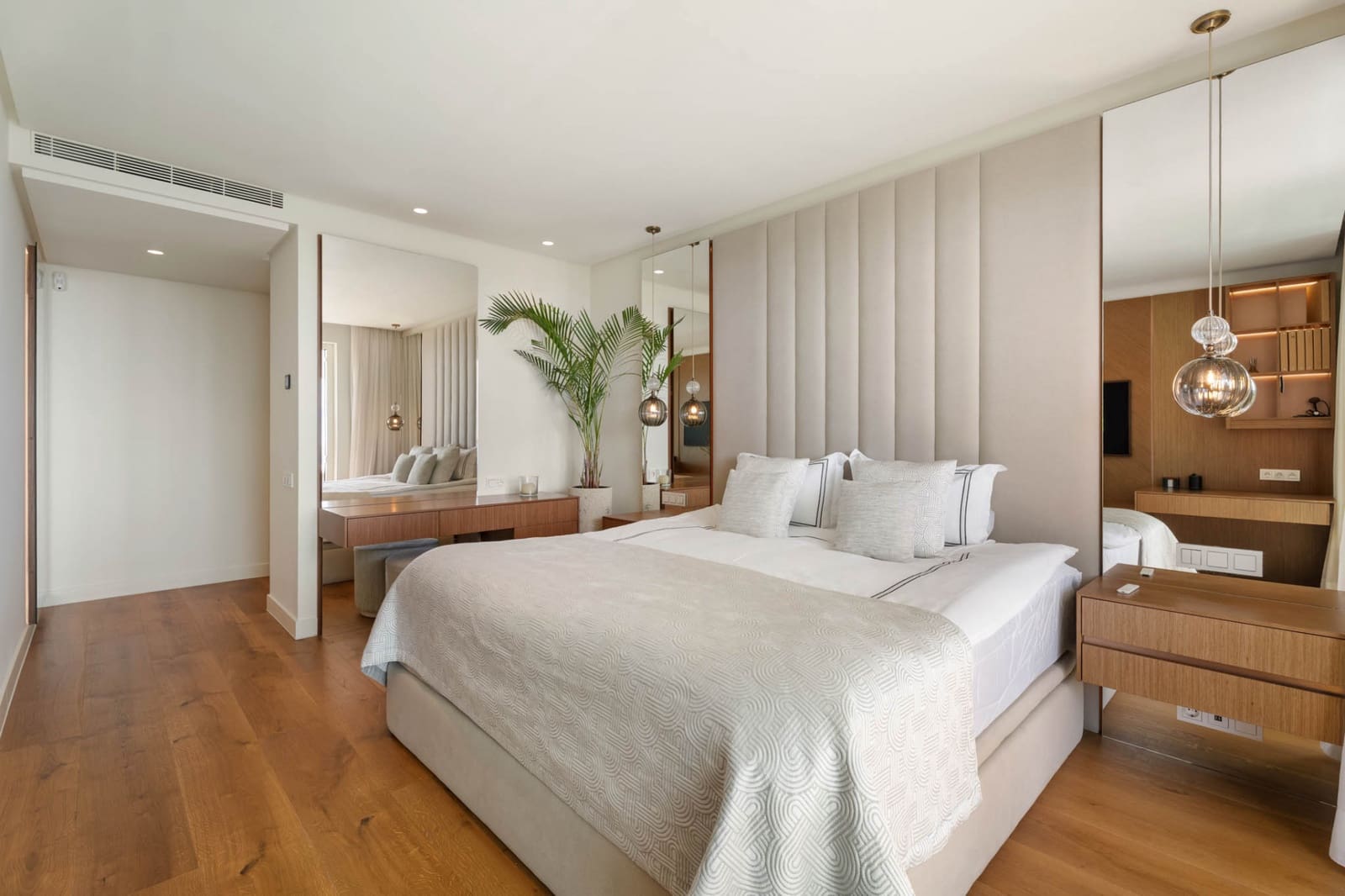 3 bedroom Apartment for sale in Ojen with pool garage - € 1,595,000 (Ref: 10185361)