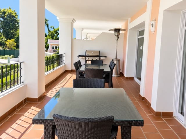 3 bedroom Penthouse for sale in Aloha Golf, Marbella with pool garage - € 950,000 (Ref: 10185363)