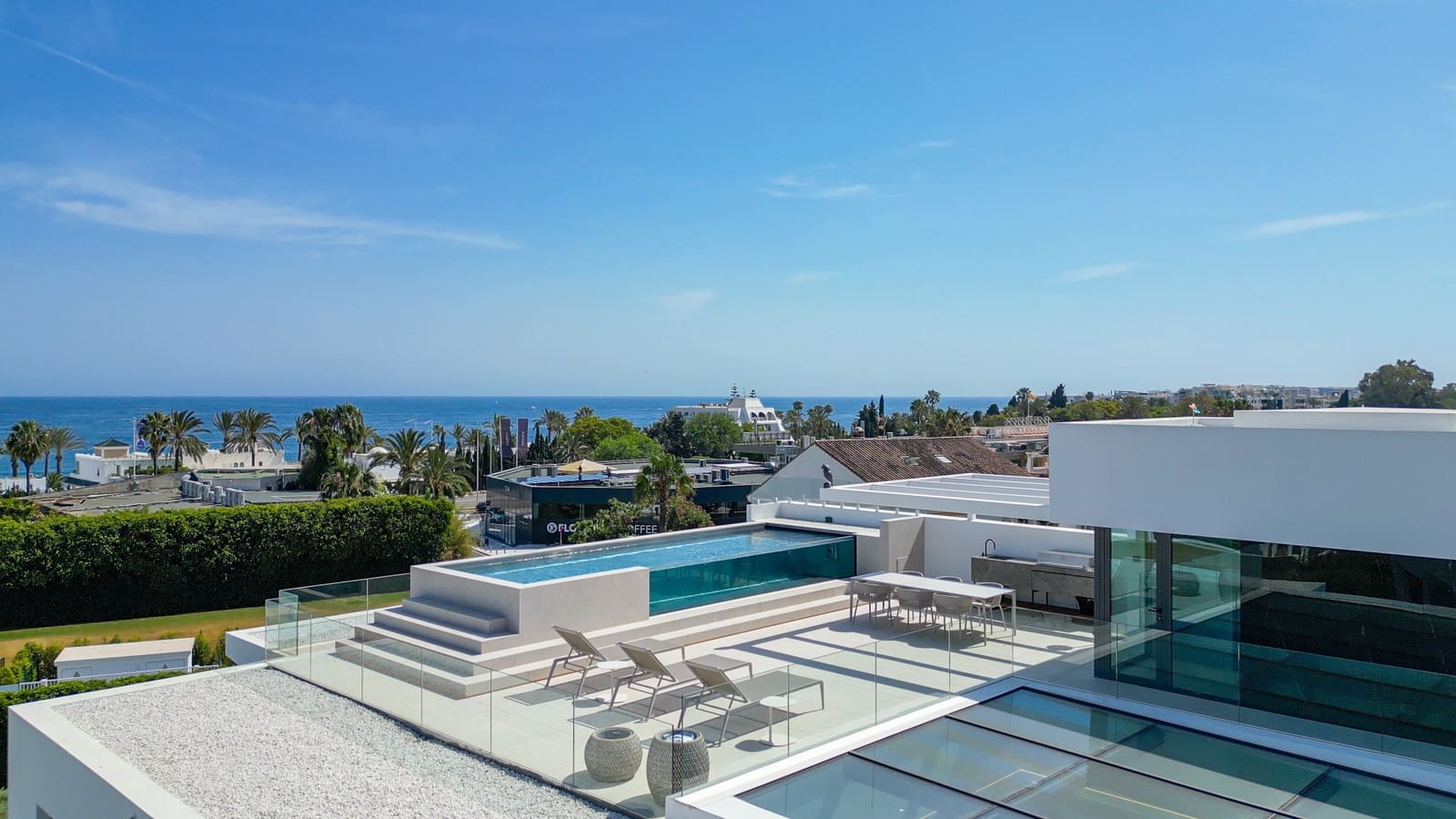 Chalet de 5 habitaciones en Marbella en venta con piscina garaje - 11.000.000 € (Ref: 10185393)
