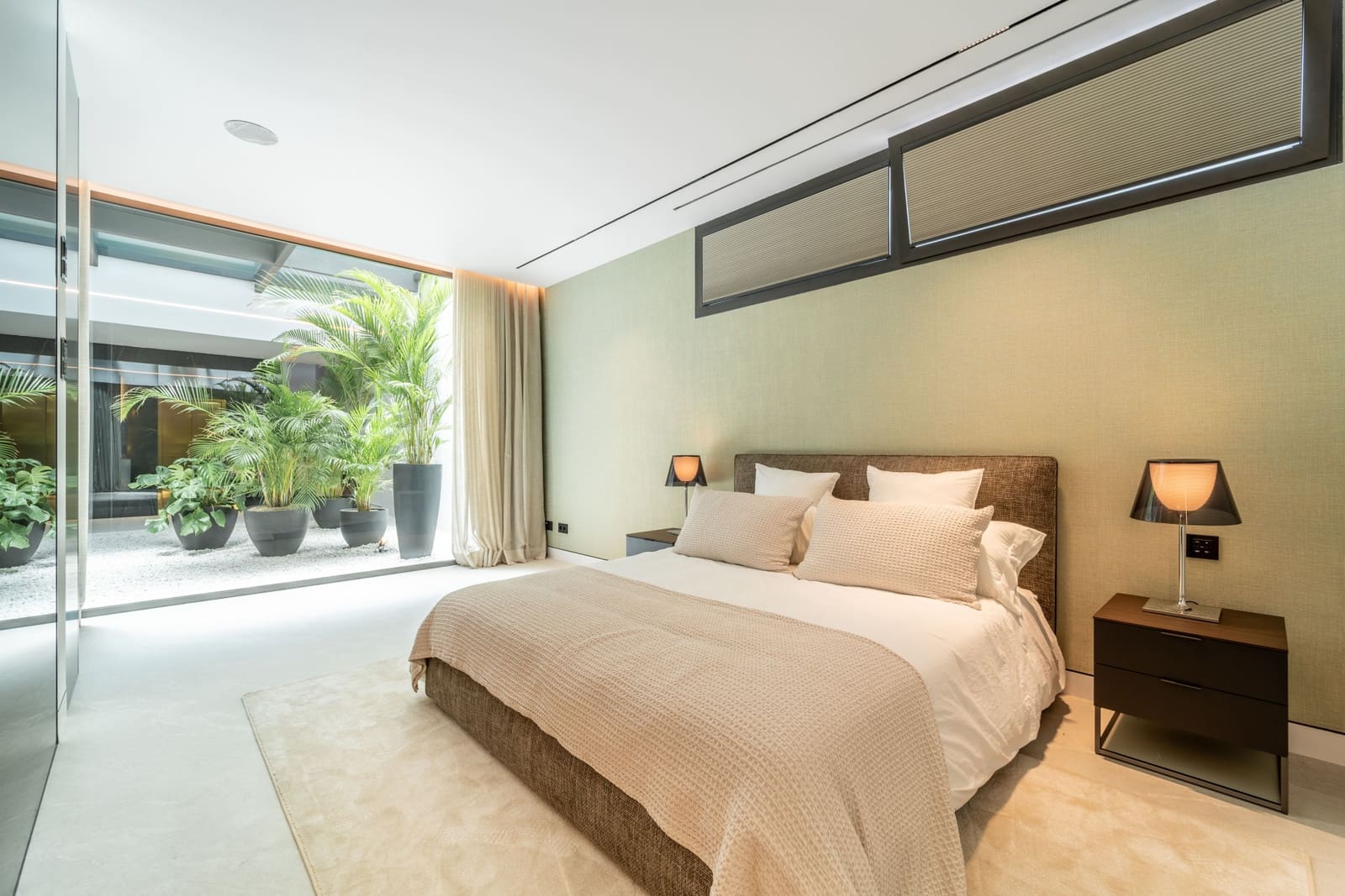 Chalet de 5 habitaciones en Marbella en venta con piscina garaje - 11.000.000 € (Ref: 10185393)