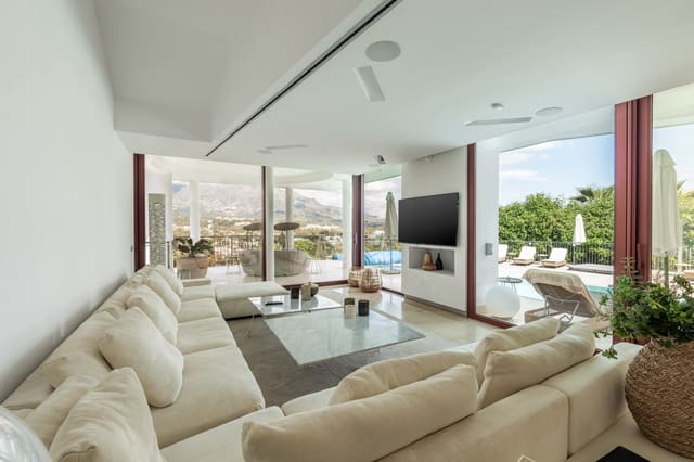 7 sypialnia Willa na sprzedaż w Nueva Andalucia, Marbella z basenem garażem - 4 400 000 € (Ref: 10185402)
