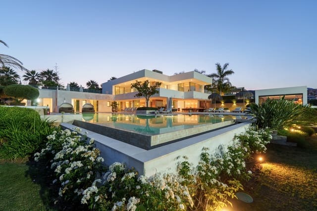 7 sypialnia Willa na sprzedaż w Los Naranjos, Marbella z basenem garażem - 7 950 000 € (Ref: 10186440)