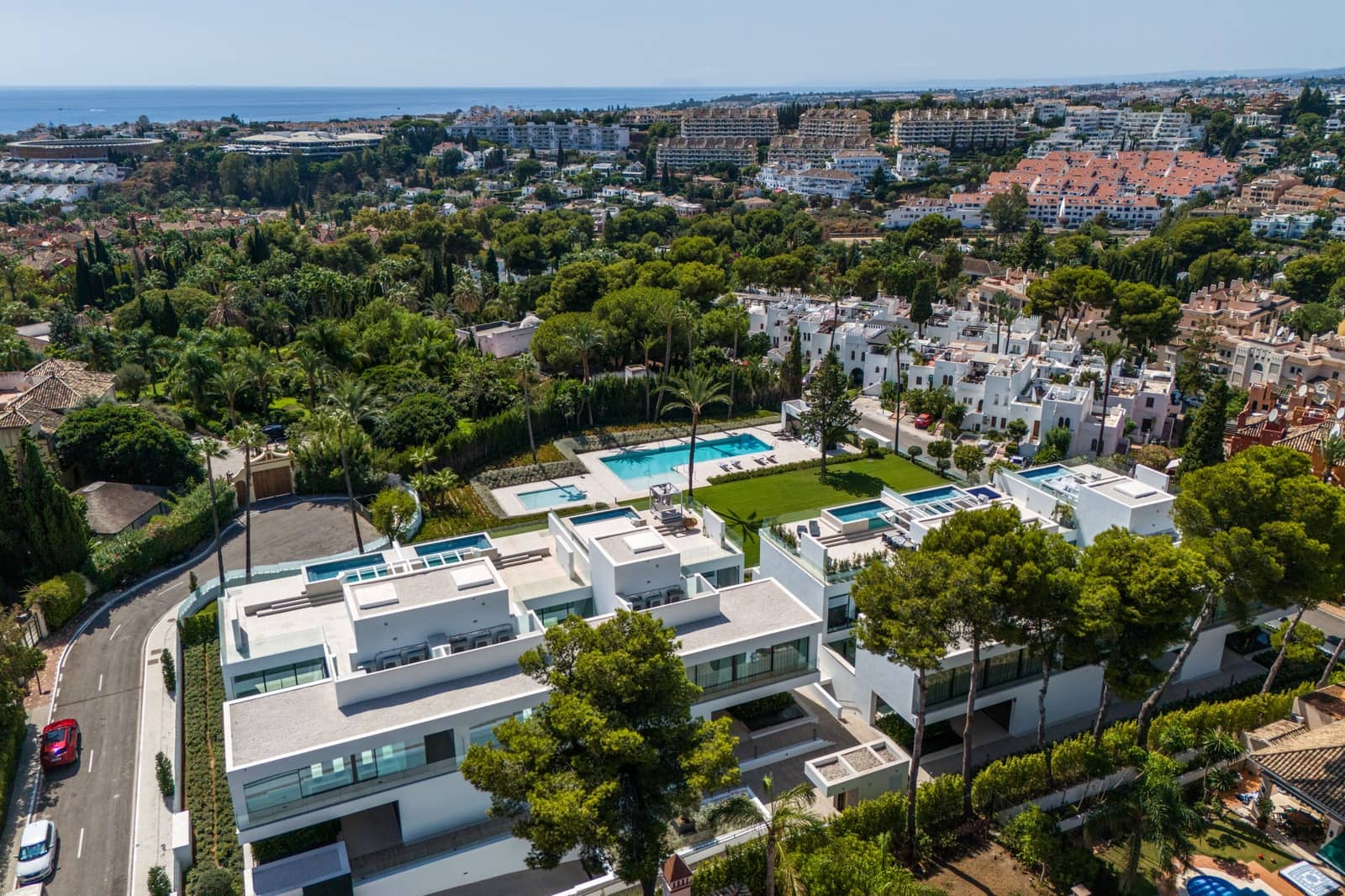 4 makuuhuone Paritalo myytävänä paikassa Nueva Andalucia mukana uima-altaan 
autotalli - 4 800 000 € (Ref: 10186460)